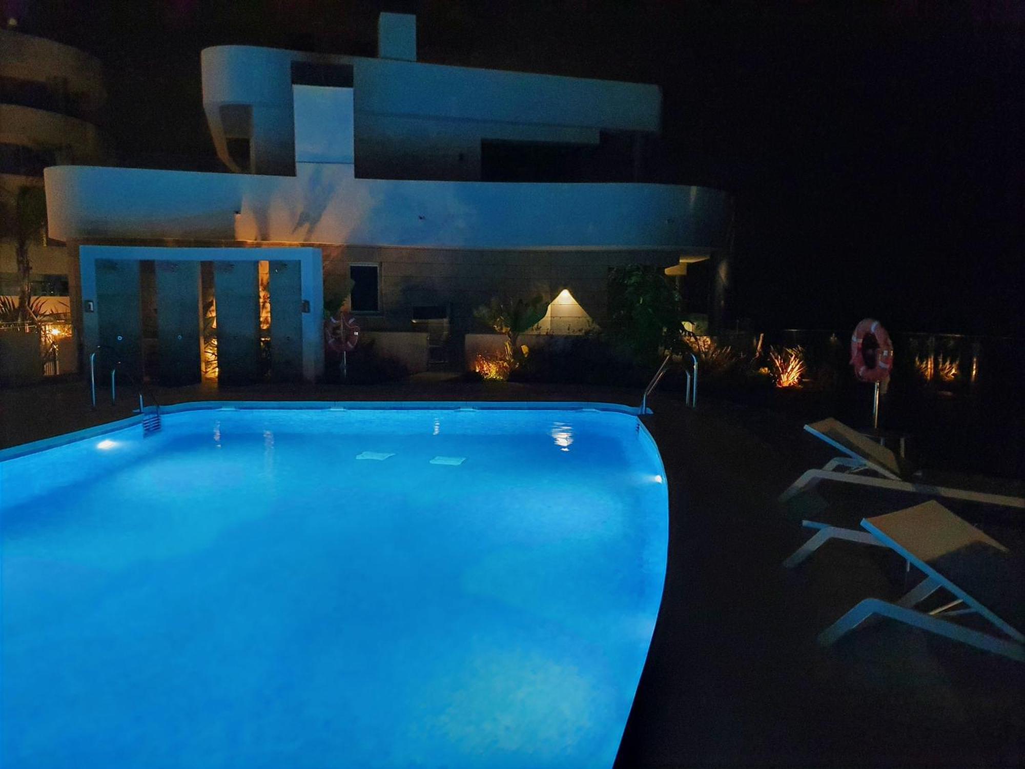 Luxury Beachfront Apartment With Pool, Sauna, Fitness And Gym In Province Malaga, Andalusia ミハス エクステリア 写真